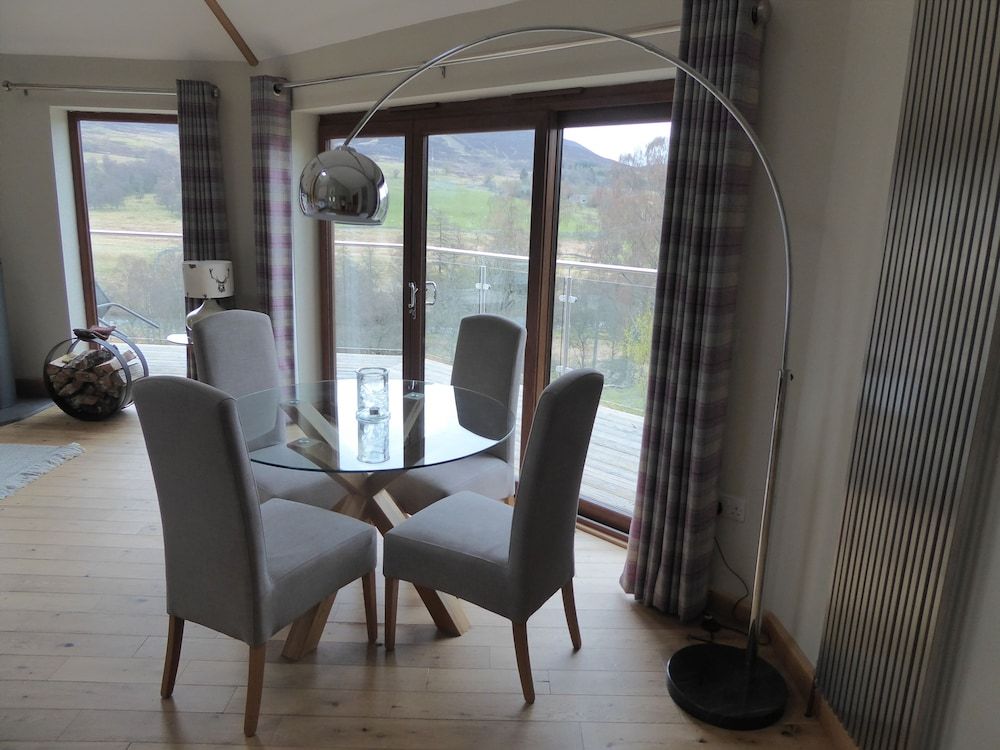 Dalnoid Cottages & Treehouses Luxury Tree House, 1 Bedroom (Scots Pine Adult only) 8