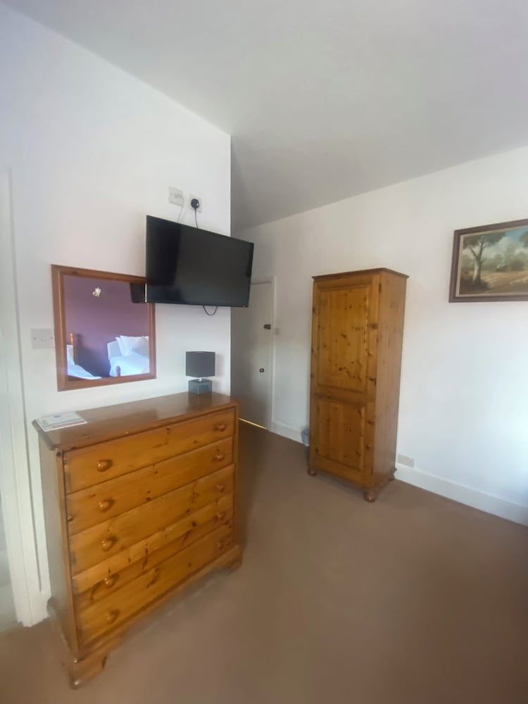 Stokesay inn and b and b Classic Triple Room 3