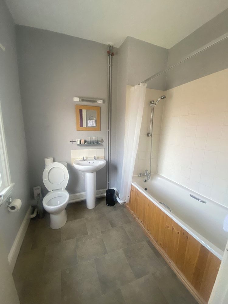 Stokesay inn and b and b Classic Triple Room 2