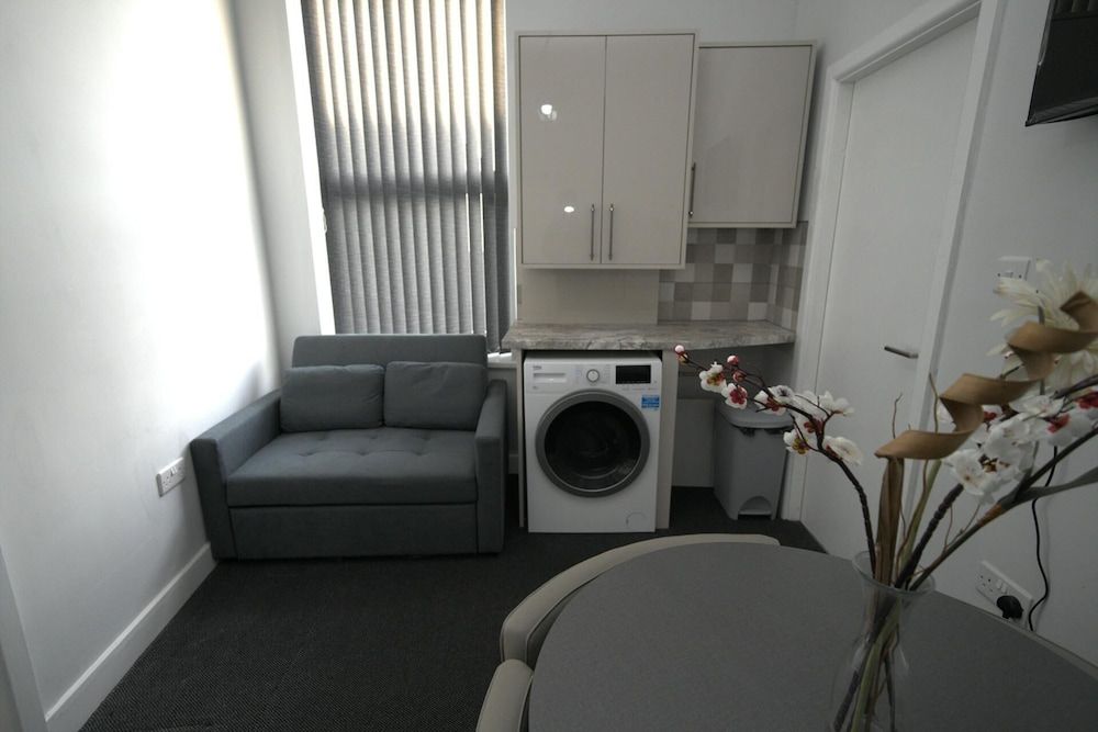 Charming Oxford Apartment in Telford - Flat 1 Apartment 9