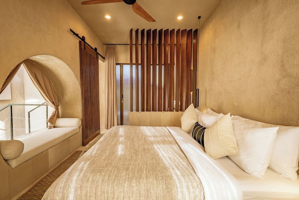Junior Villa, Patio, Pool View