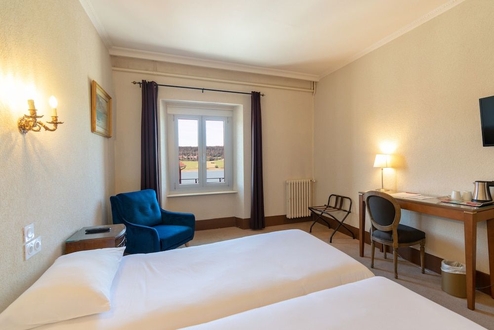 Hôtel Le Lac Twin Room, Lake View 6