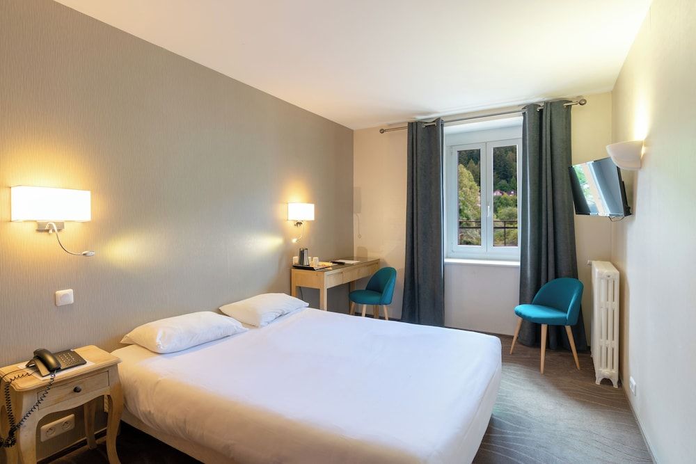 Hôtel Le Lac Chambre Standard Grand Lit Ct Fort et Rout 3