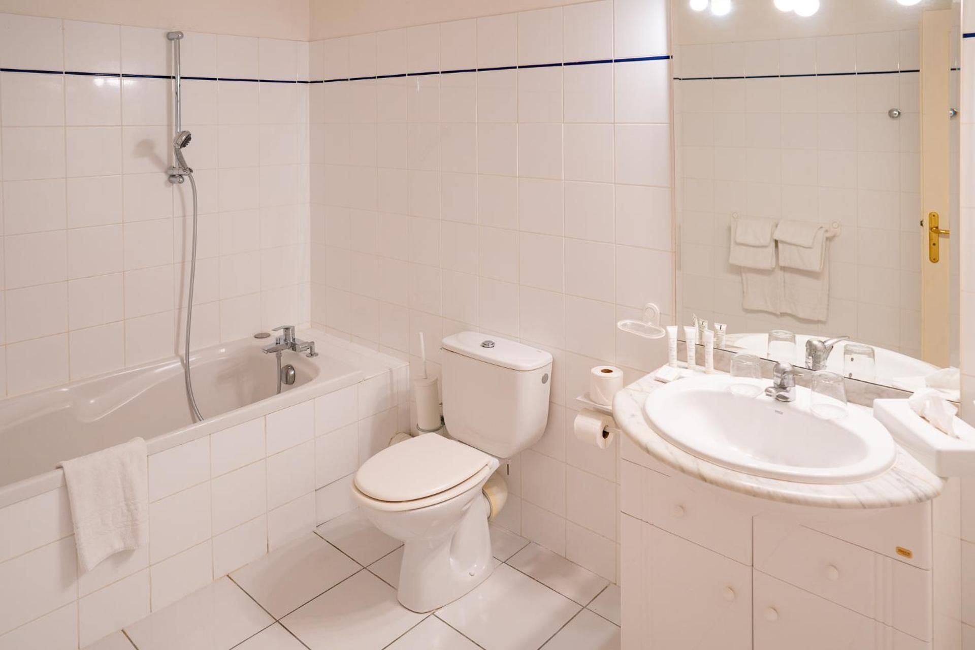 Chambre Double Superieur Vue Jardin (avec climatisation)