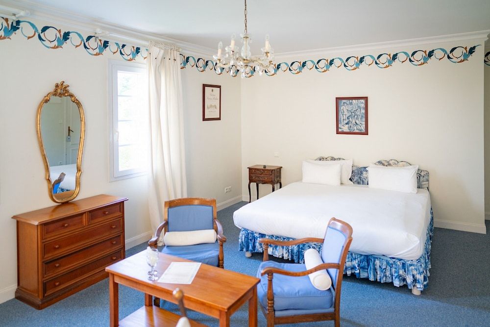 Superior Double Room, Courtyard View