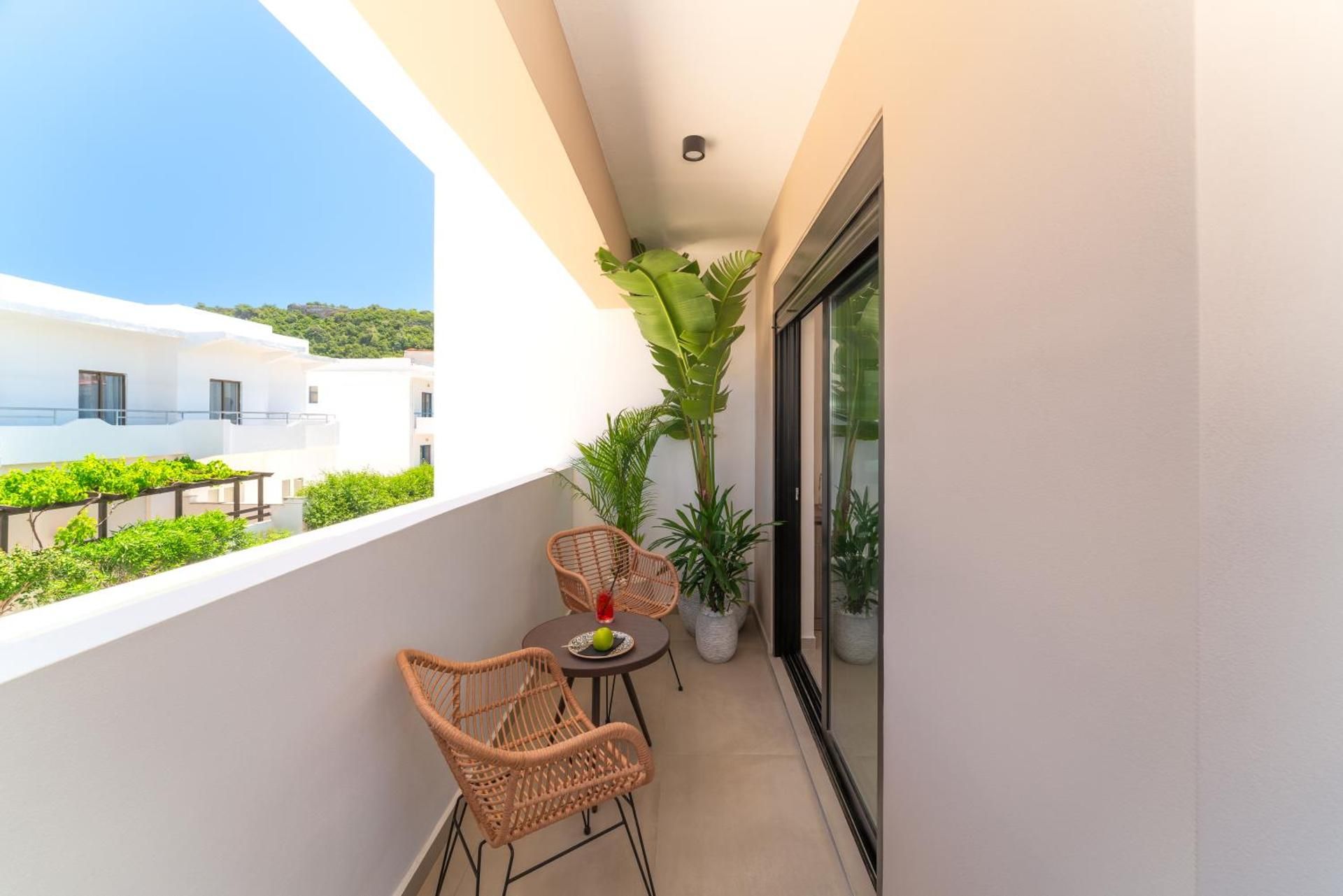 Triple Room with Terrace