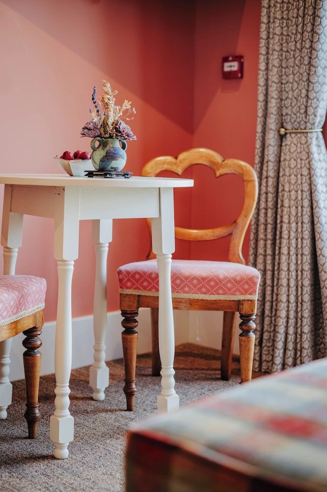 Hanley House Suite (Lounge, kitchen & private deck) 18