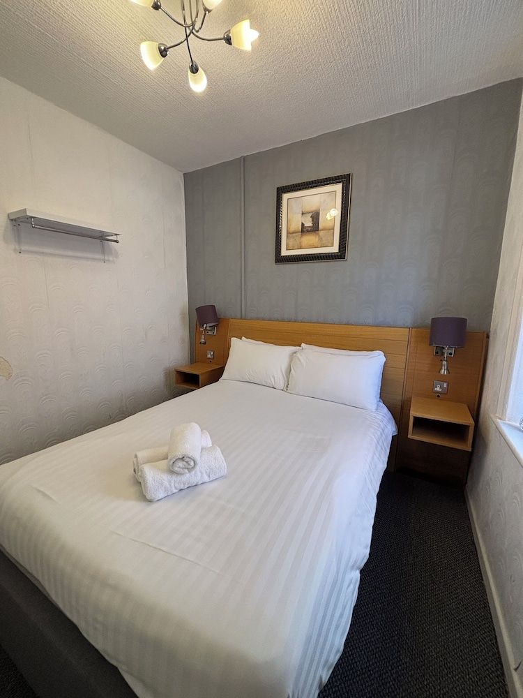 Basic Double Room, 1 Double Bed
