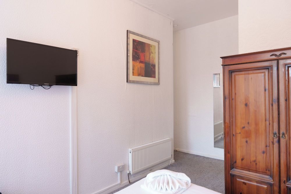 The Royal Alexandra Hotel by Compass Hospitality Double Room 6