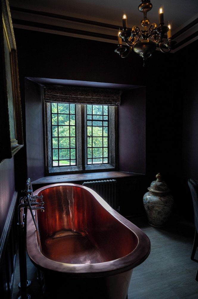 Lewtrenchard Manor Luxury Room 4