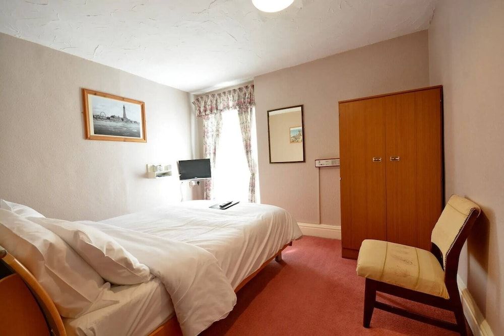 Royal Oakwell Hotel Standard Double Room 4