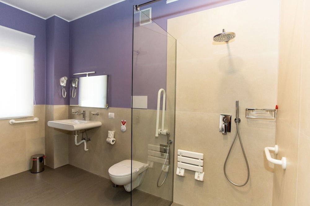 Malu Suites Comfort Room 2