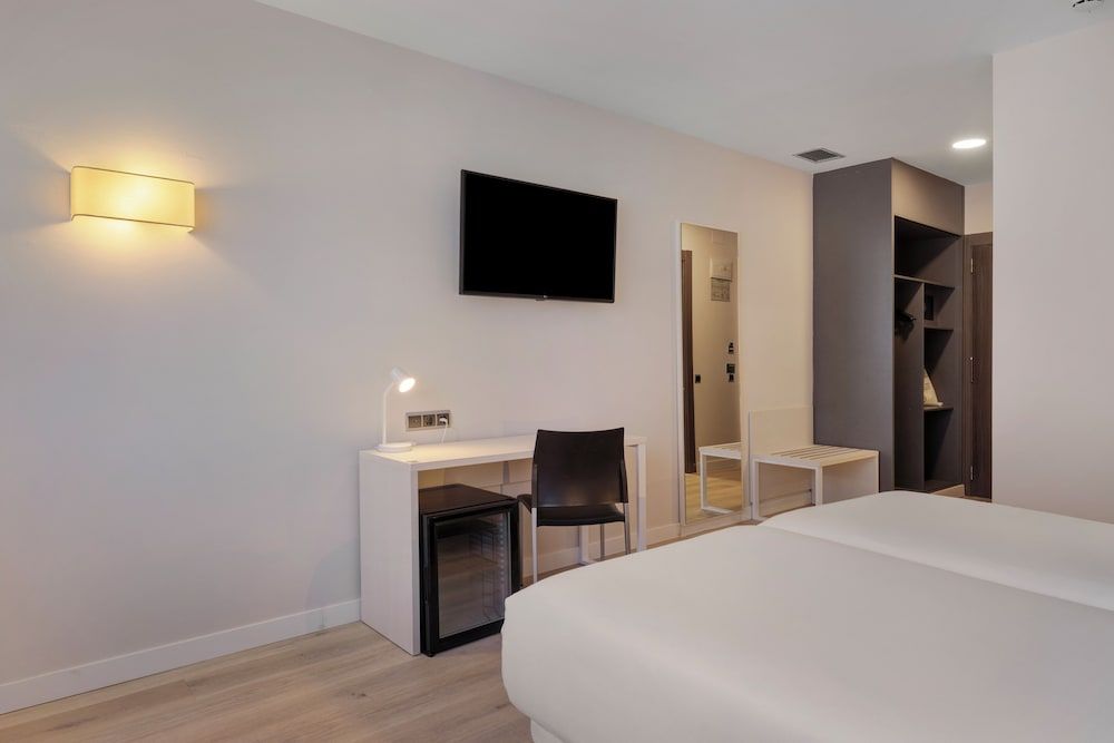 B&B Hotel Oviedo Twin Room