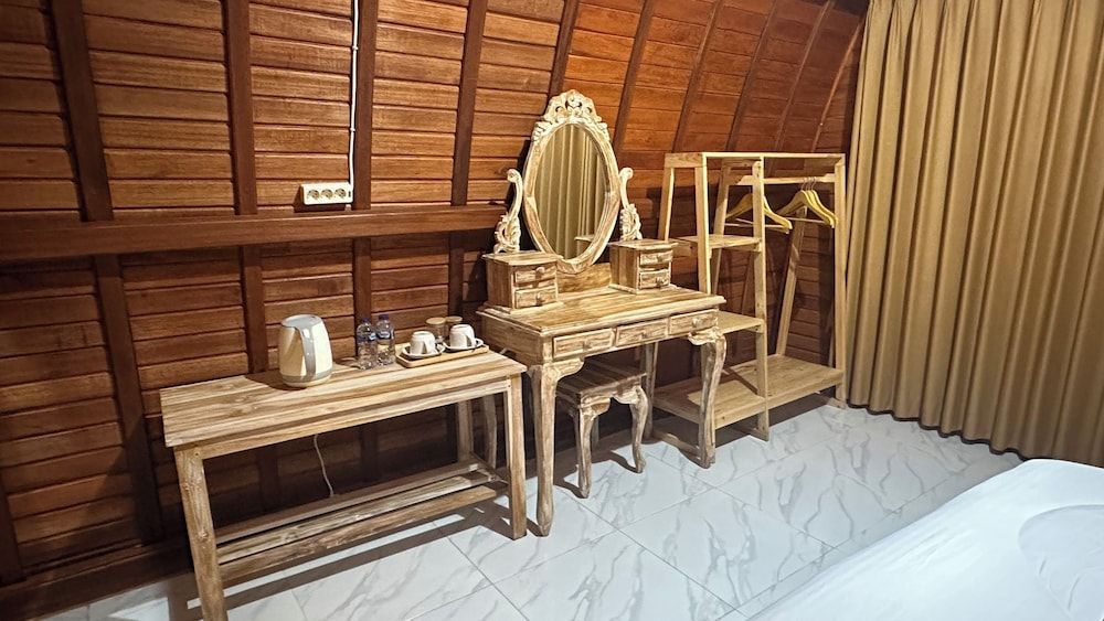 Volcano Valley Standard Cottage 14