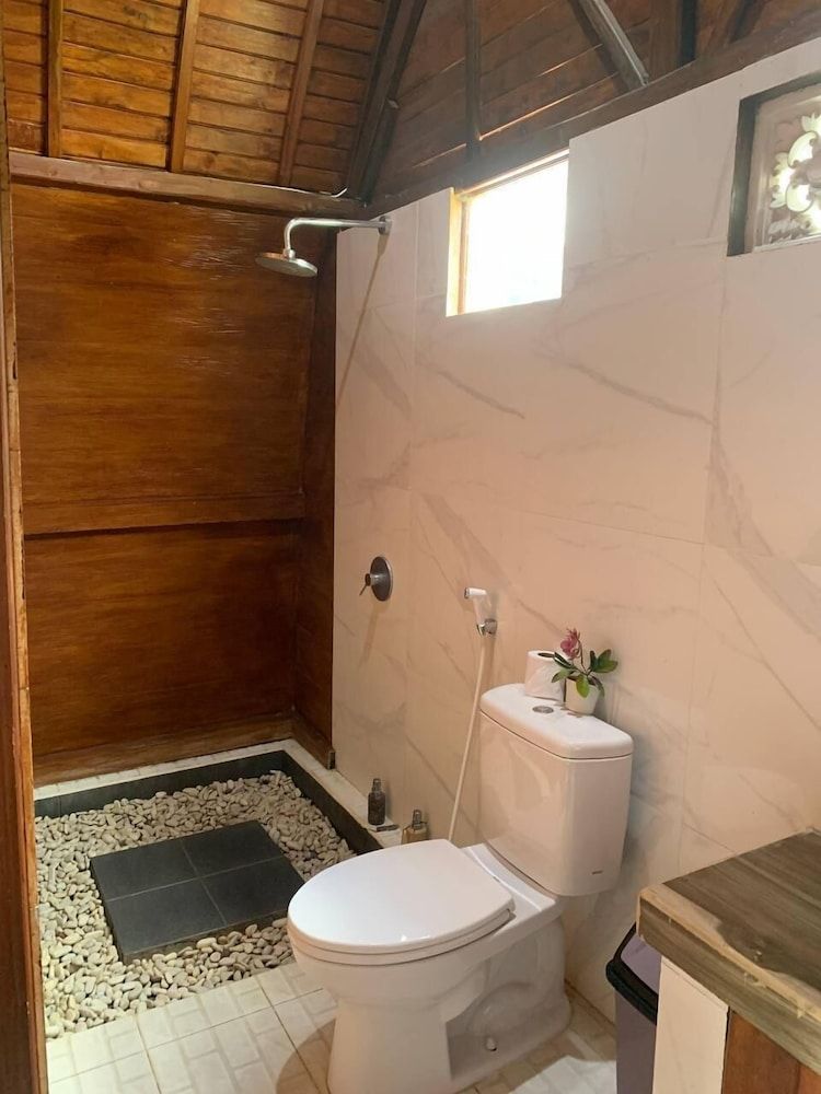 Volcano Valley Standard Cottage 7