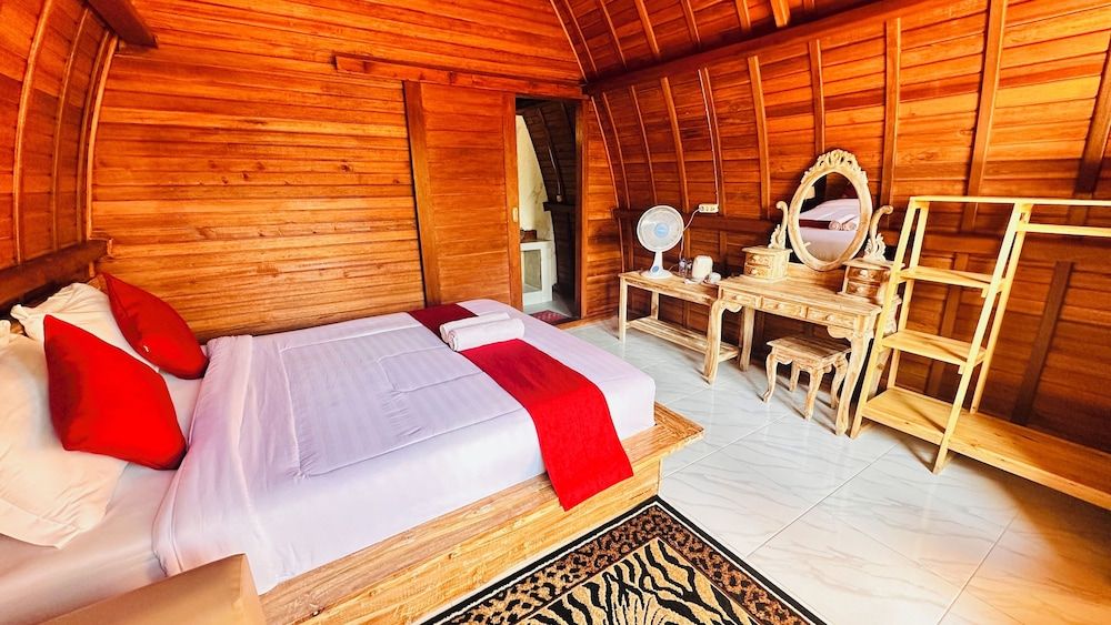 Volcano Valley Standard Cottage 3