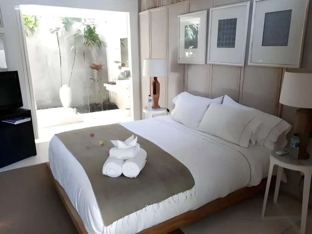 Kawung Villa Canggu Comfort Villa, Garden View 4