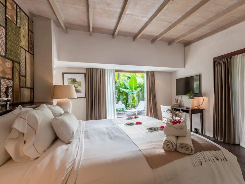 Kawung Villa Canggu Comfort Villa, Garden View 12