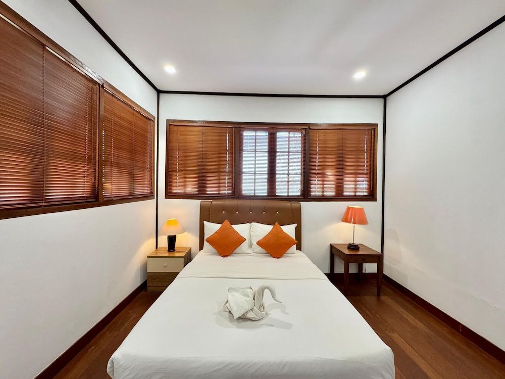 Nongsa Village Villa, 3 Bedrooms, Resort View 2