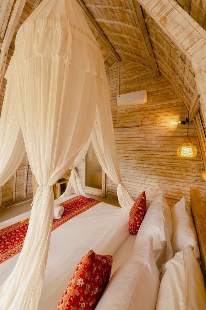 Villa Barong Nusa Penida Basic Double Room, Pool View 6