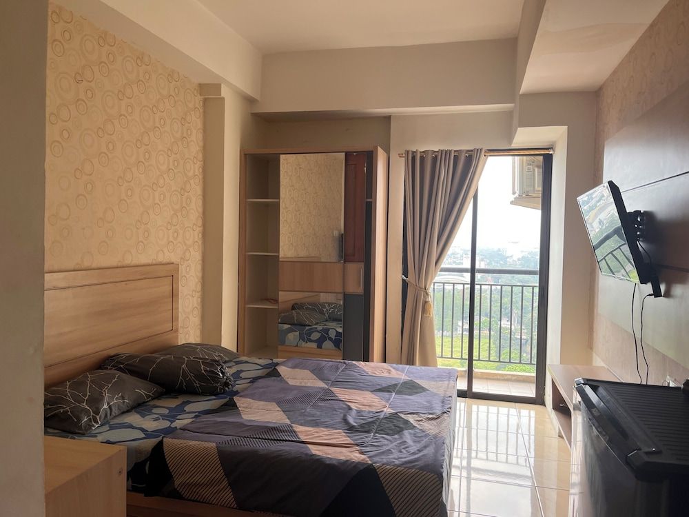 apartemen tamansari panoramic by bee Studio Room with Balcony