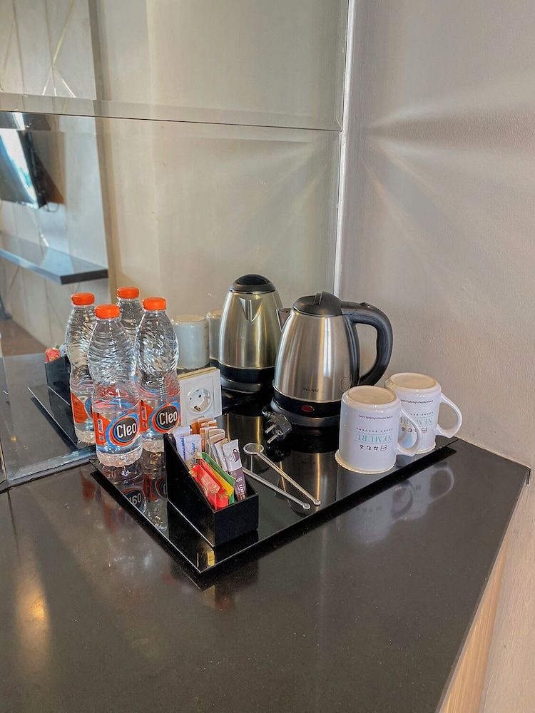 Nemuru Grand Bhuvana Ciawi Executive Double Room, Balcony, Pool View 5