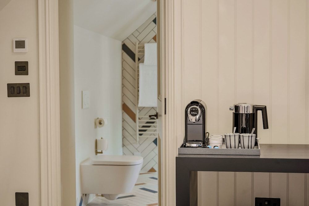 House of George W. Davies Deluxe Double Room, Courtyard View 9