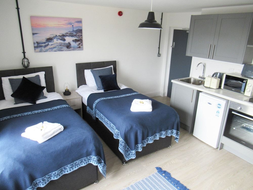 Deluxe Studio, Kitchenette (Flat 5)