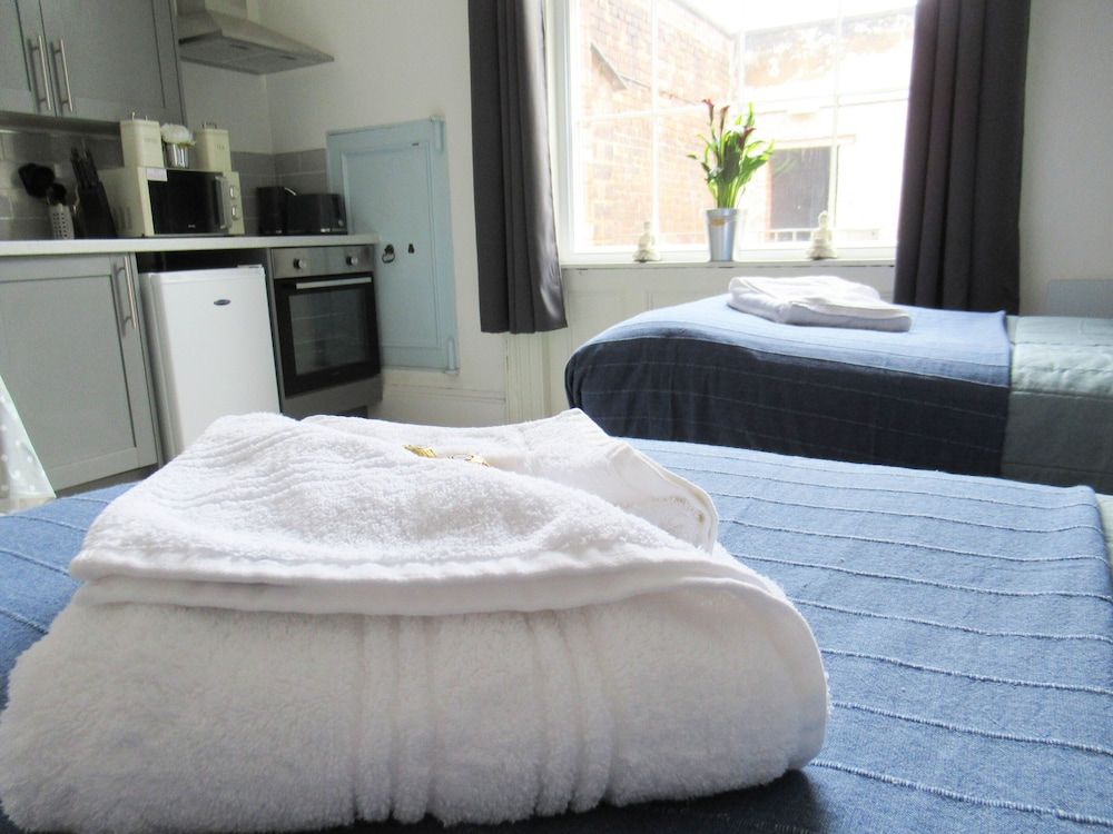 Deluxe Studio, Kitchenette (Flat 1)