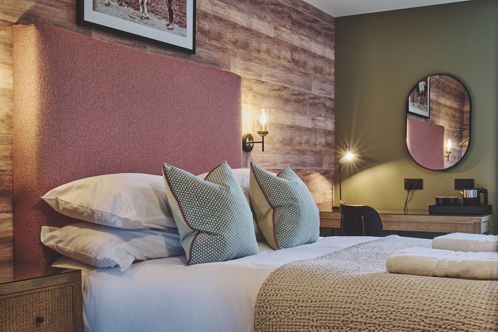 The Barn Hotel Superior Double Room 11