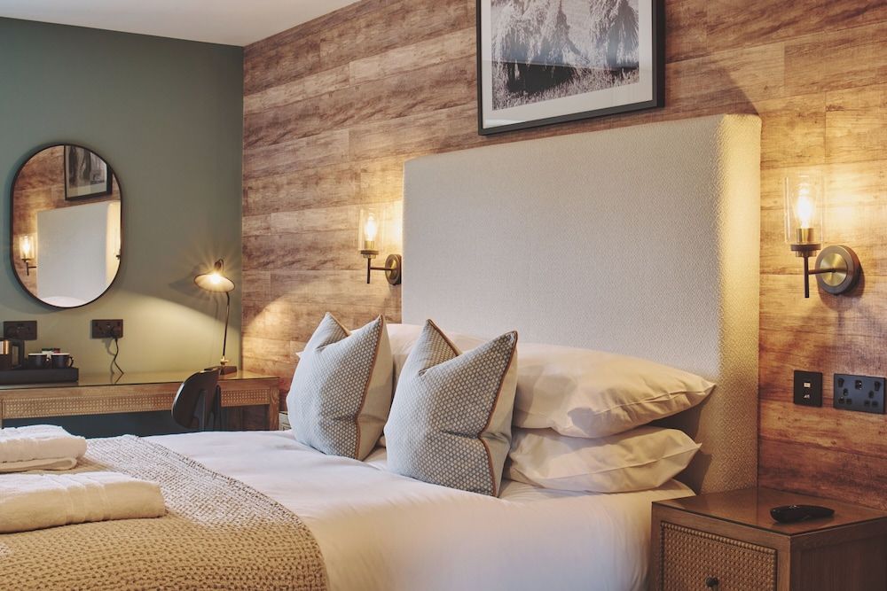 The Barn Hotel Superior Double Room 6