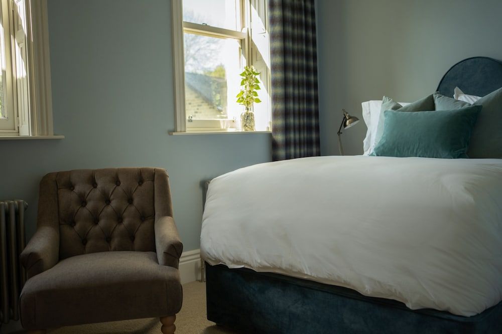 Deluxe Single Room, Courtyard View (Airedale)