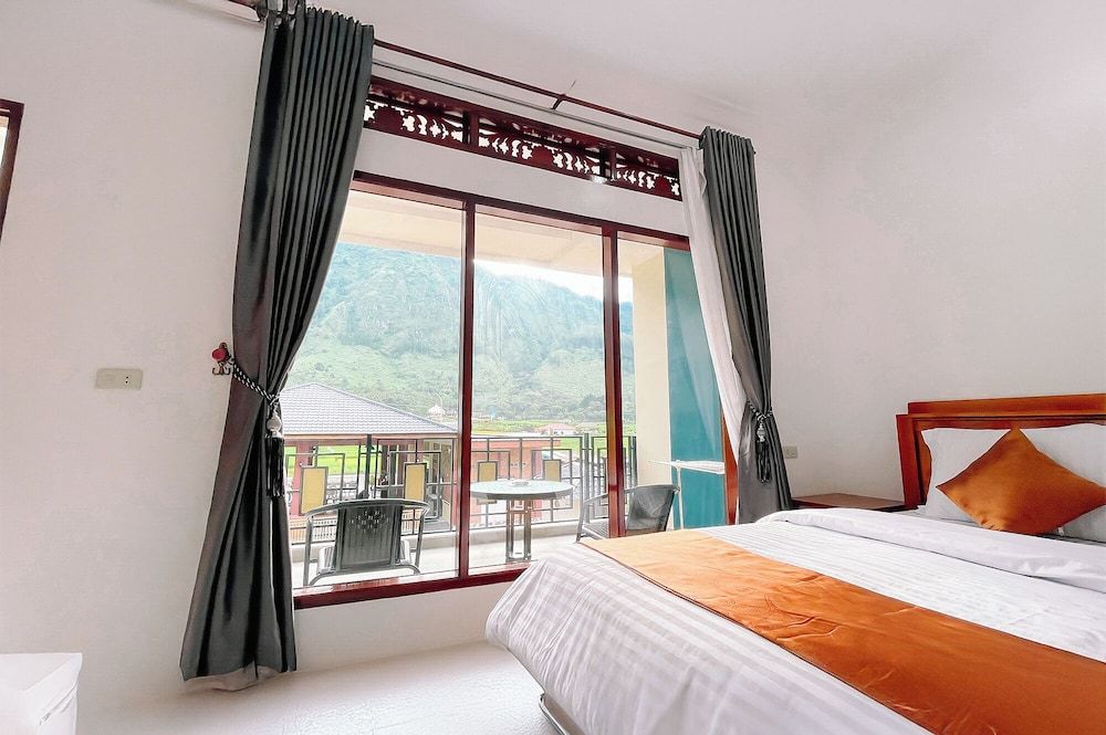 Simangande View & Resto By Helocus Superior Double Room 7