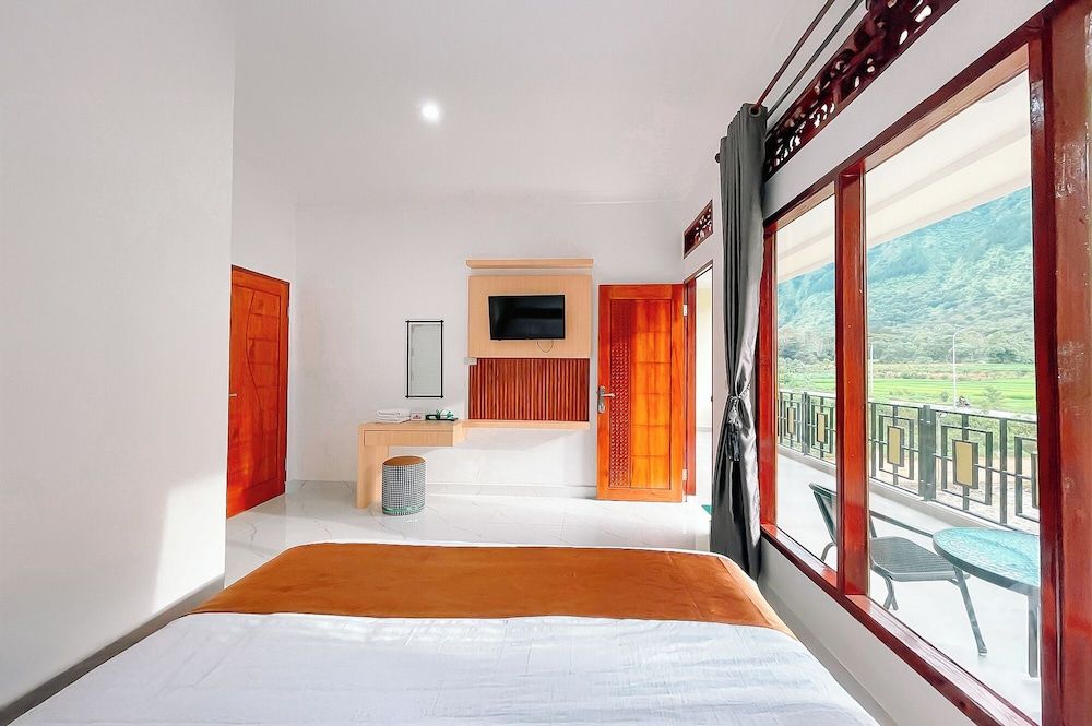 Simangande View & Resto By Helocus Superior Double Room 6