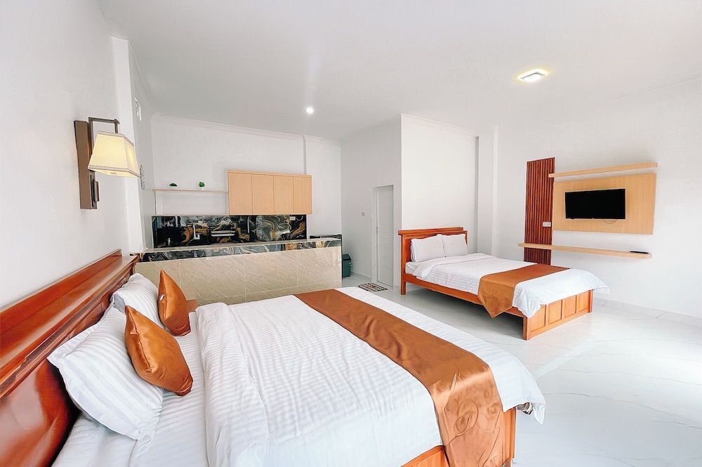 Simangande View & Resto By Helocus Family Suite 8