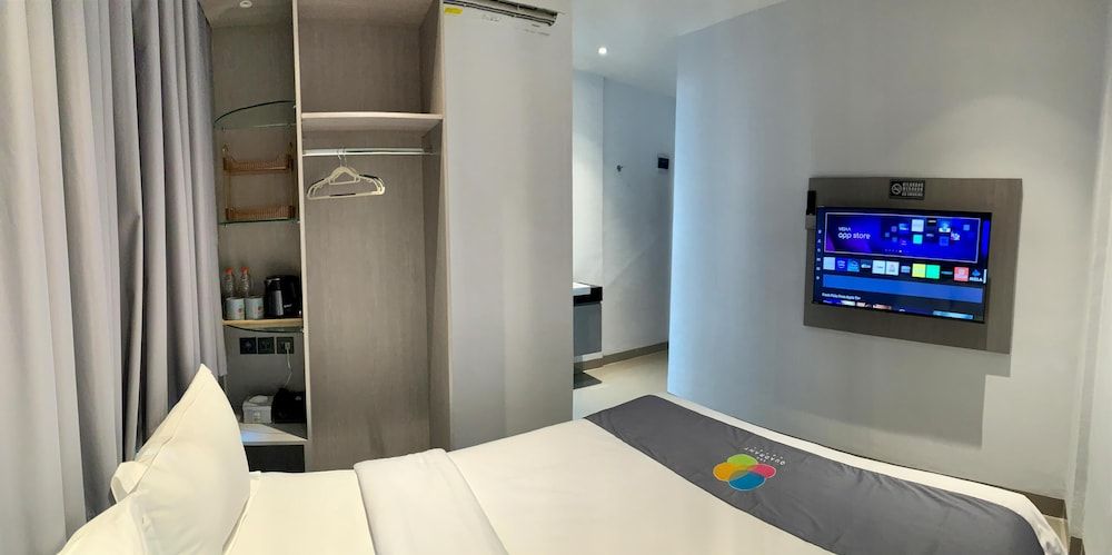 The Quadrant Hotel KNO Super Deluxe Double or Twin Room 7