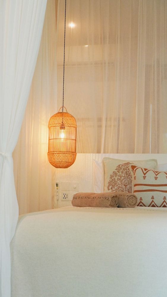 The Balangan Hotel Deluxe Room, Pool View, Garden Area 6