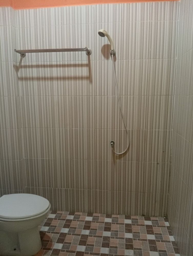 Hotel Mega Nasional Standard Room 4