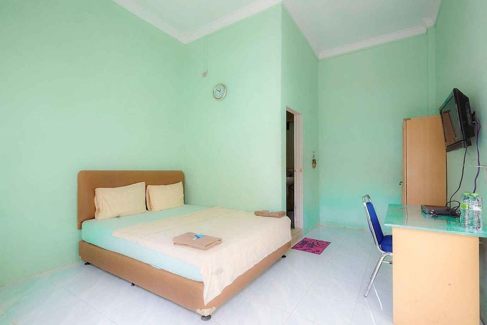 Hotel Mega Nasional Standard Room 2