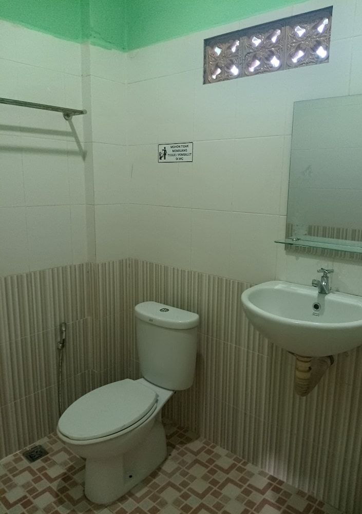 Hotel Mega Nasional Standard Room 3