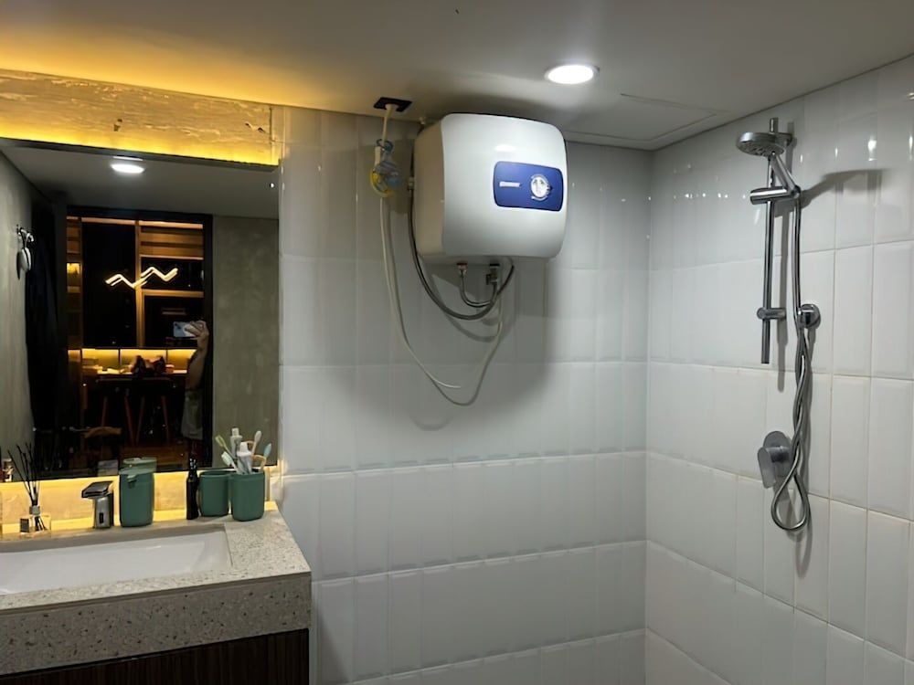 Fairview House - Luxstay near Airport Superior Studio, 1 Bedroom, Kitchen, City View 4