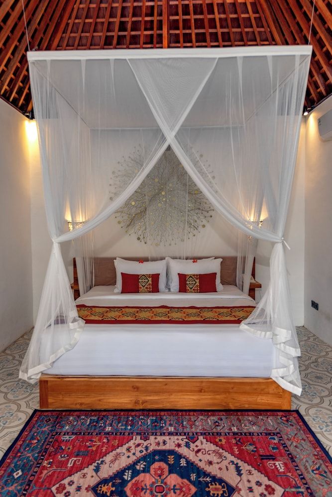 Treetop Suite Pool