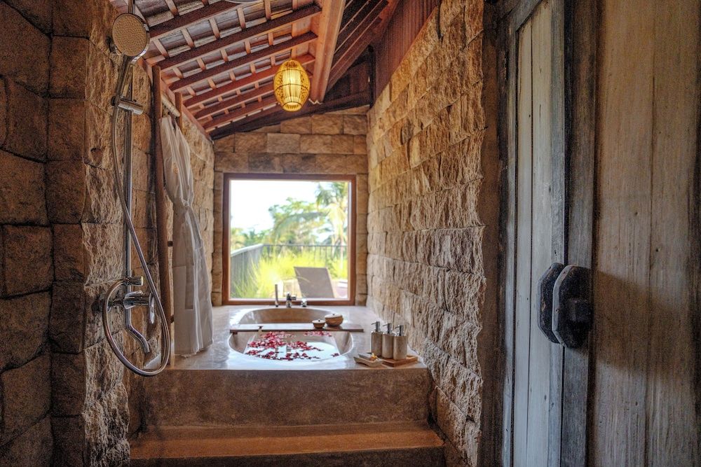 Hoshi Royal Villa