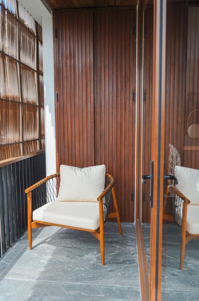 Premium Studio, Balcony, Pool View