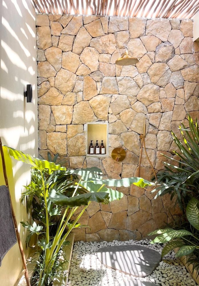 Uryah Hotel Lombok Exclusive Bungalow, Pool View 2