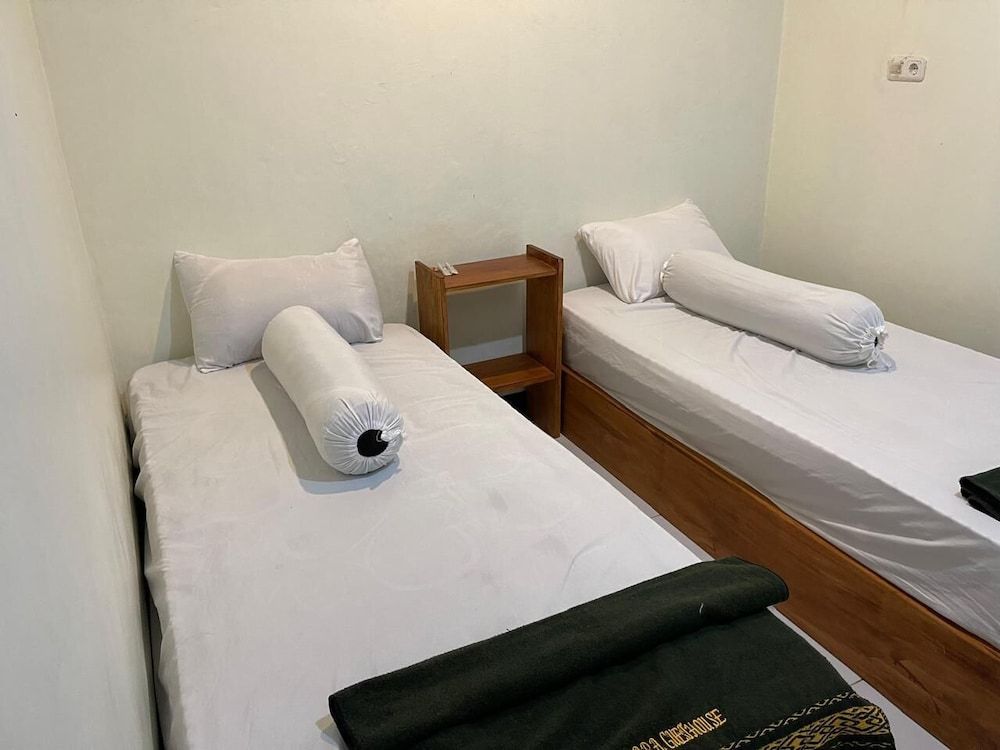 Rara Guest House Raja Ampat Standard Room 8