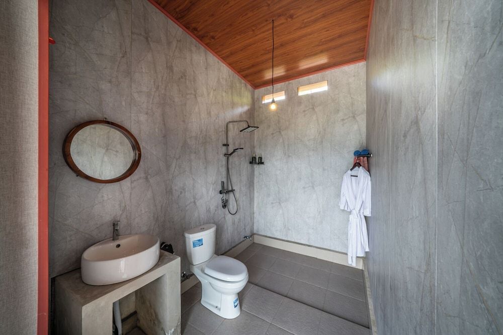 The Jungle Sunrise One Bedroom Villa 13