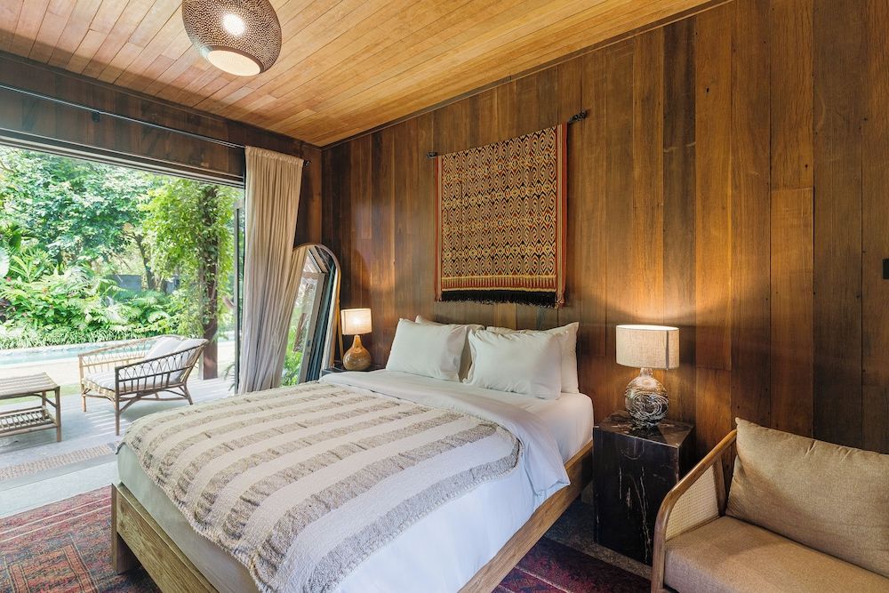 Deluxe Villa
