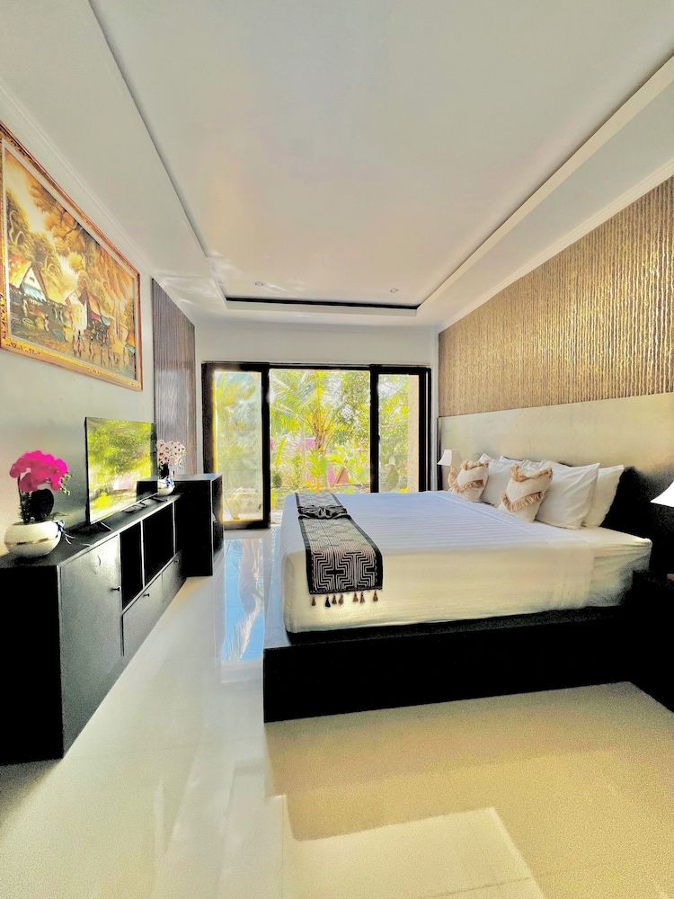 Superior Suite, Park View