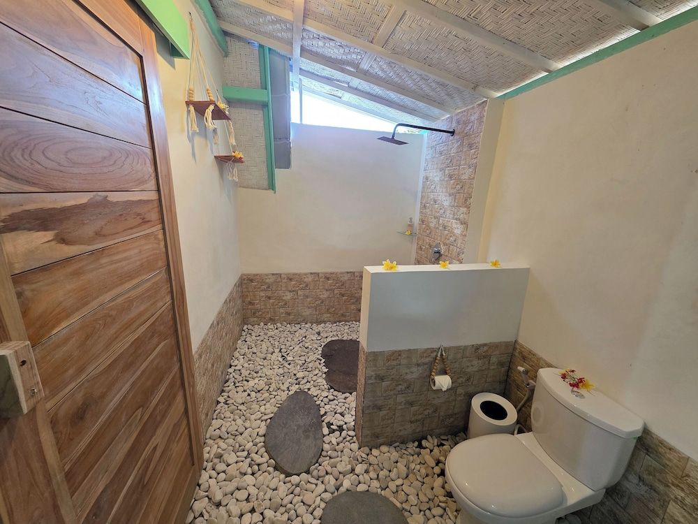 Secret Triangle House, Private Bathroom 10